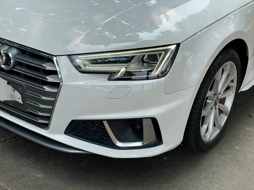 Audi A4L — миниатюра 2