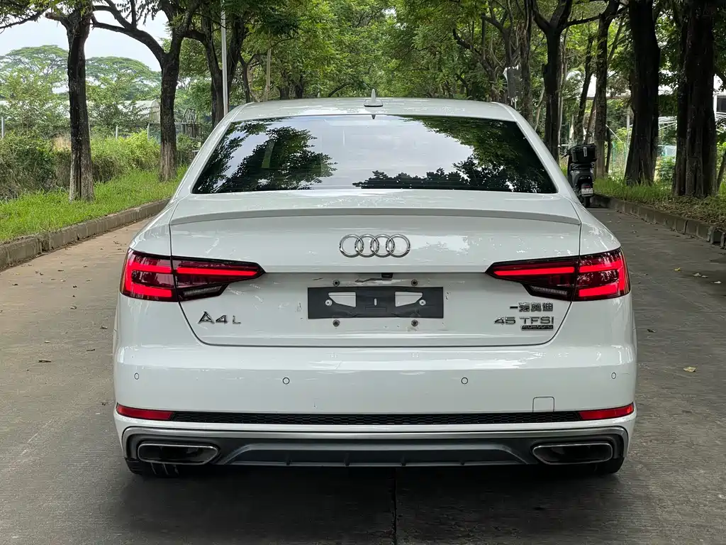 Audi A4L — миниатюра 20