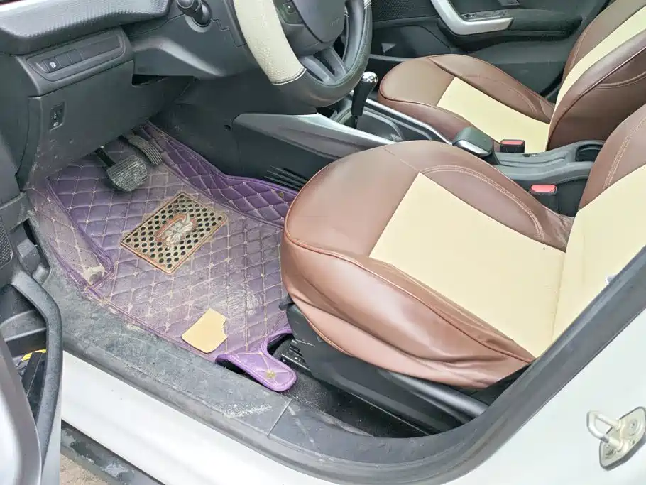 Peugeot 2008 — миниатюра 9