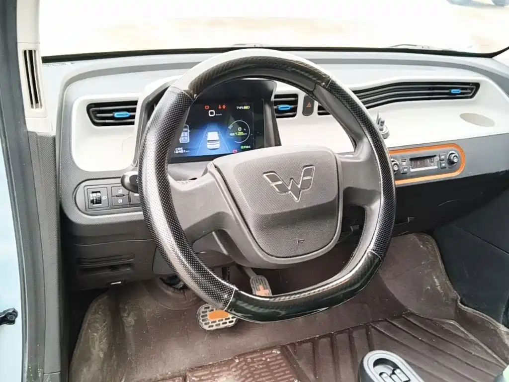 Wuling MINIEV — миниатюра 11