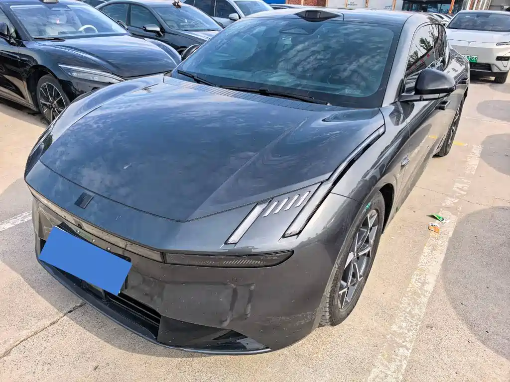Lynk & Co Z10