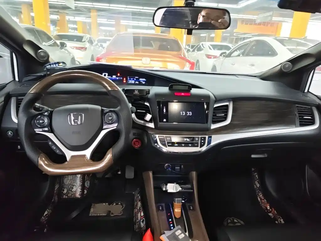 Honda Jade — миниатюра 10