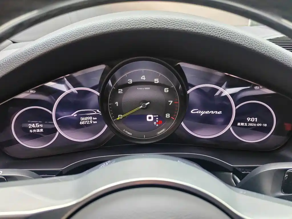 Porsche Cayenne Hybrid — миниатюра 4