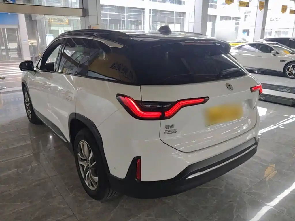 NIO ES6 — миниатюра 5