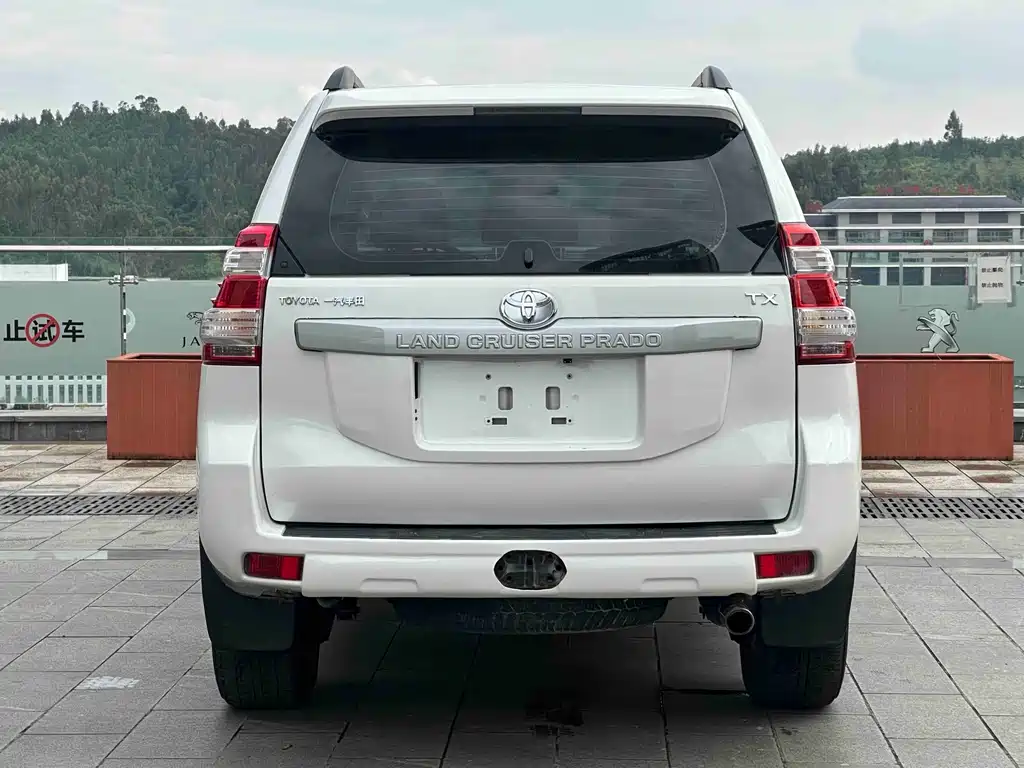 Toyota Prado — миниатюра 6