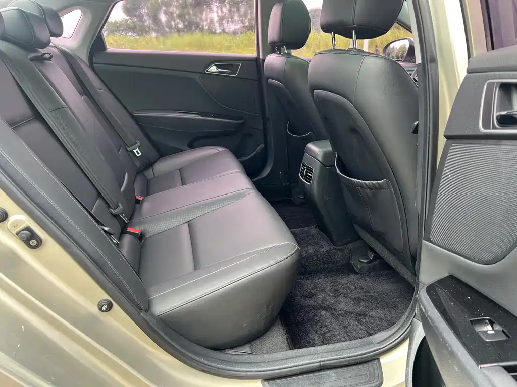 Hyundai Mistra — миниатюра 12