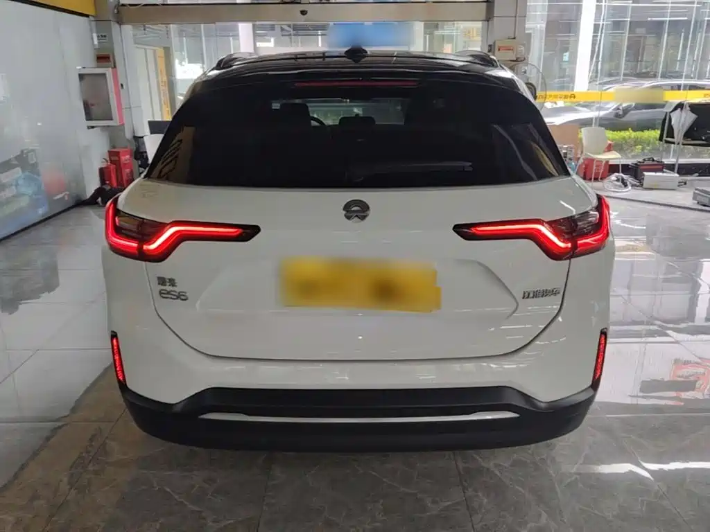 NIO ES6 — миниатюра 6