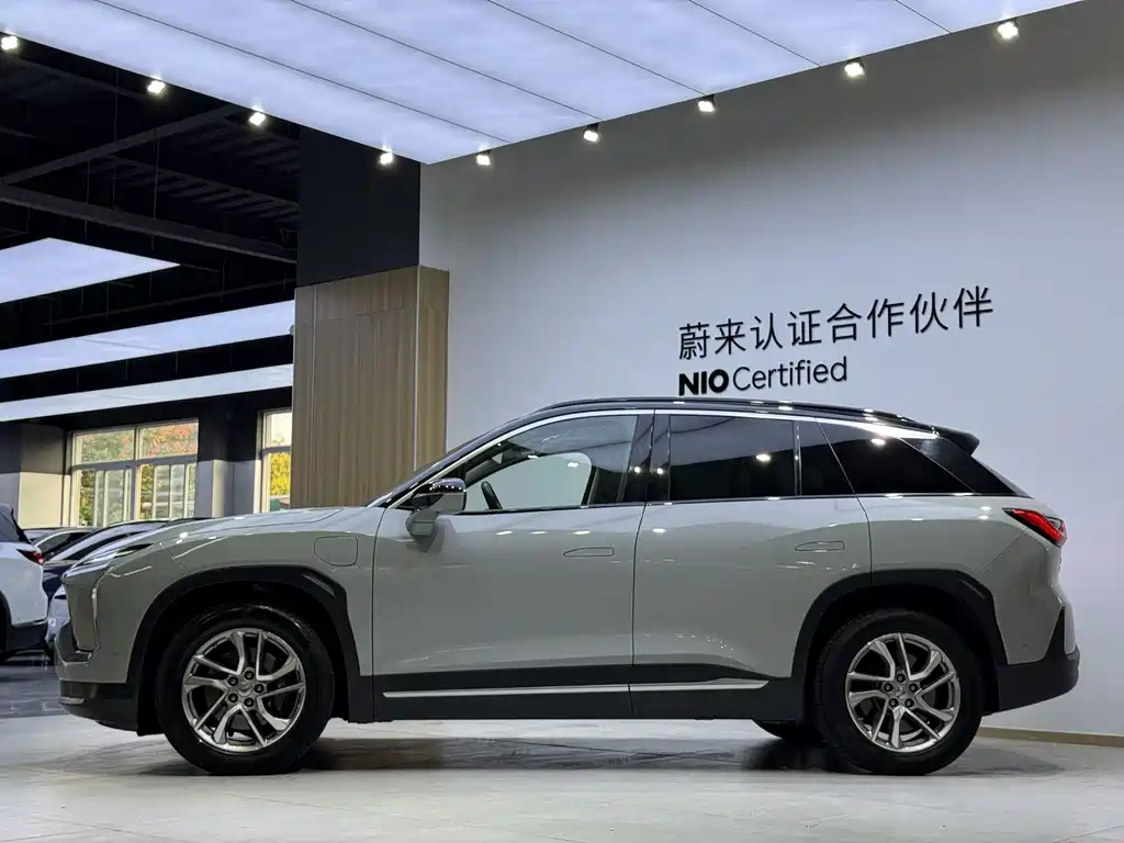 NIO ES6 — миниатюра 4