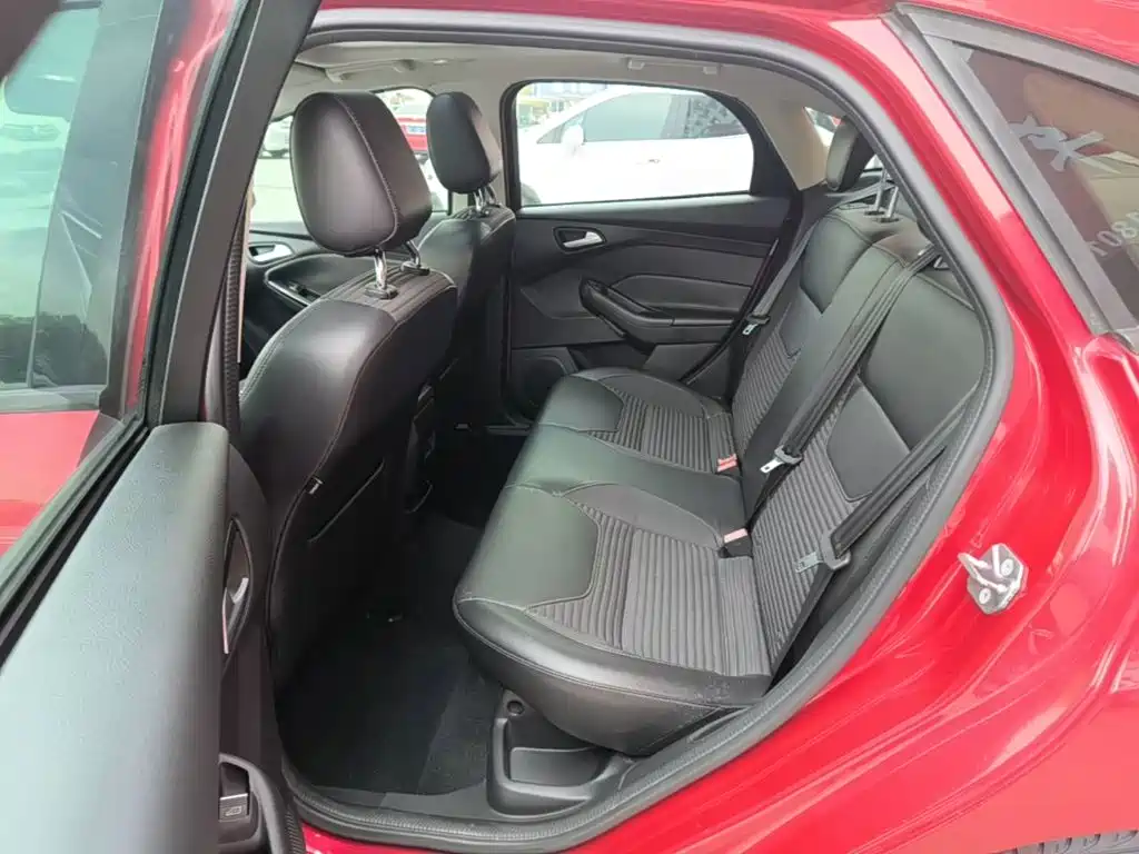 Ford Focus — миниатюра 17