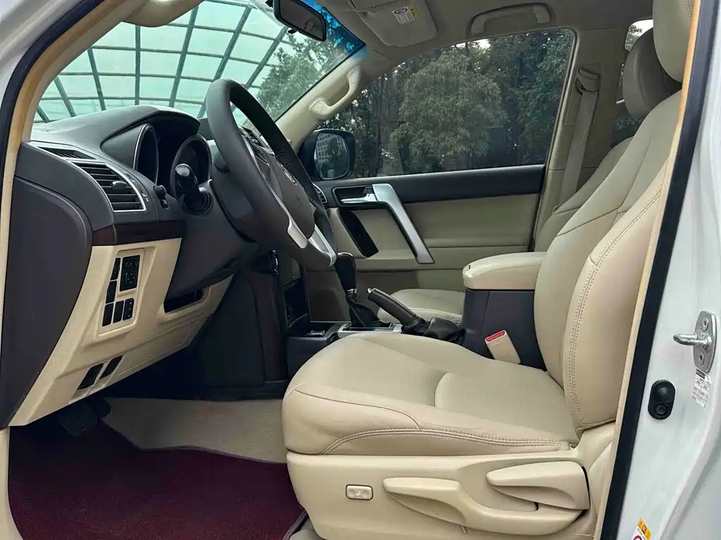 Toyota Prado — миниатюра 9