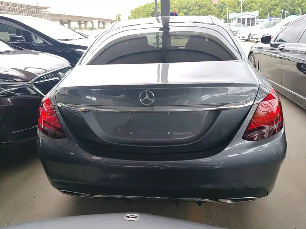 Mercedes-Benz C-Class — миниатюра 6