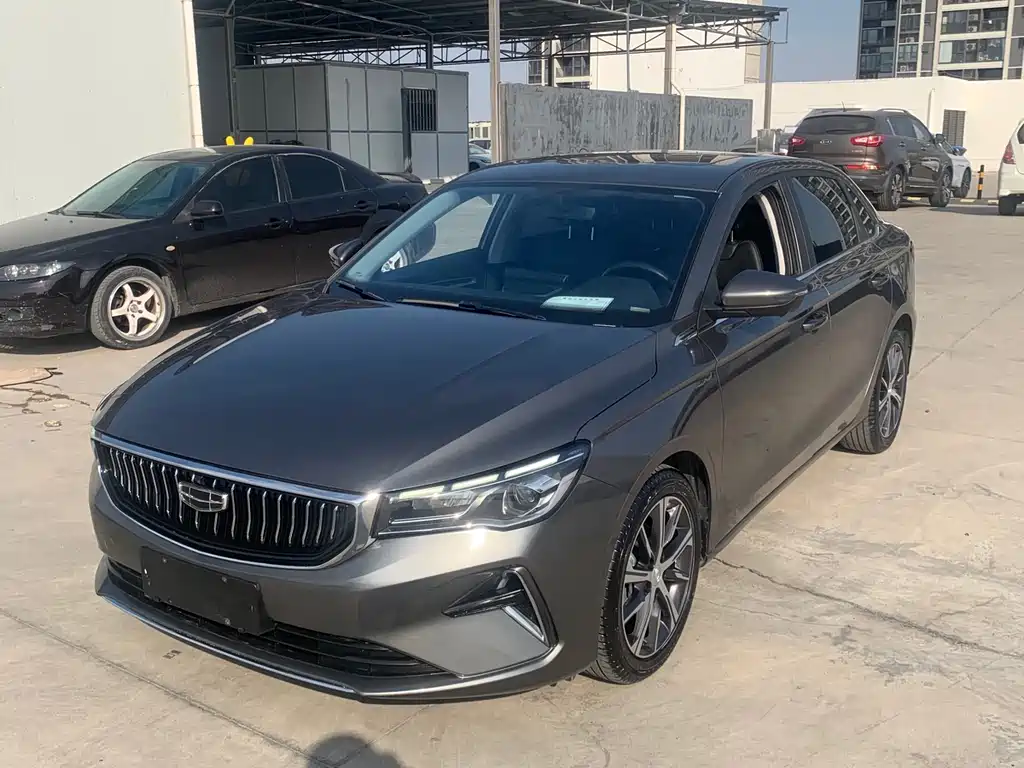 Geely Emgrand 2023