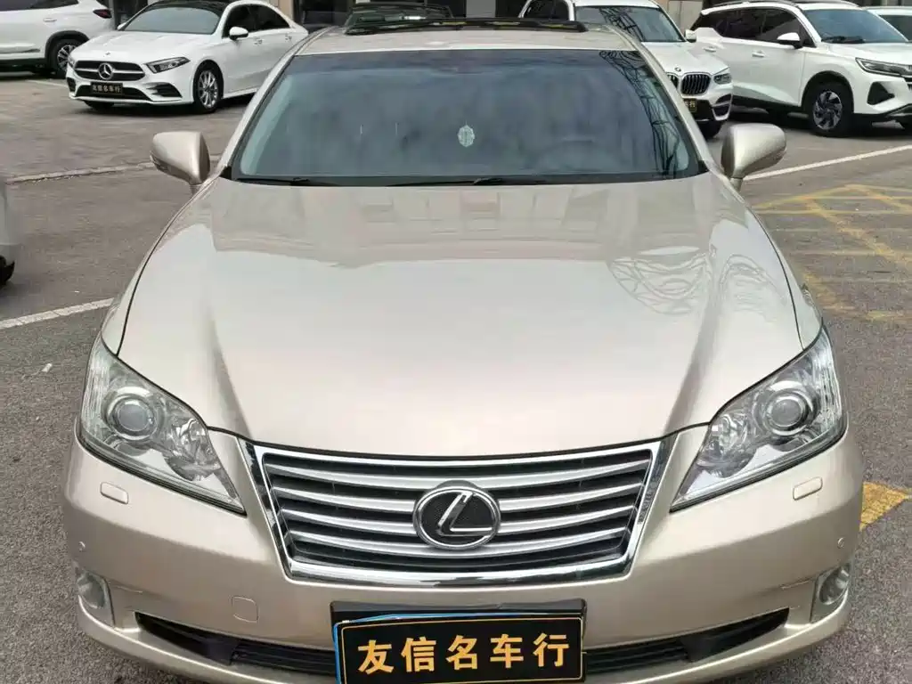 Lexus ES — миниатюра 2