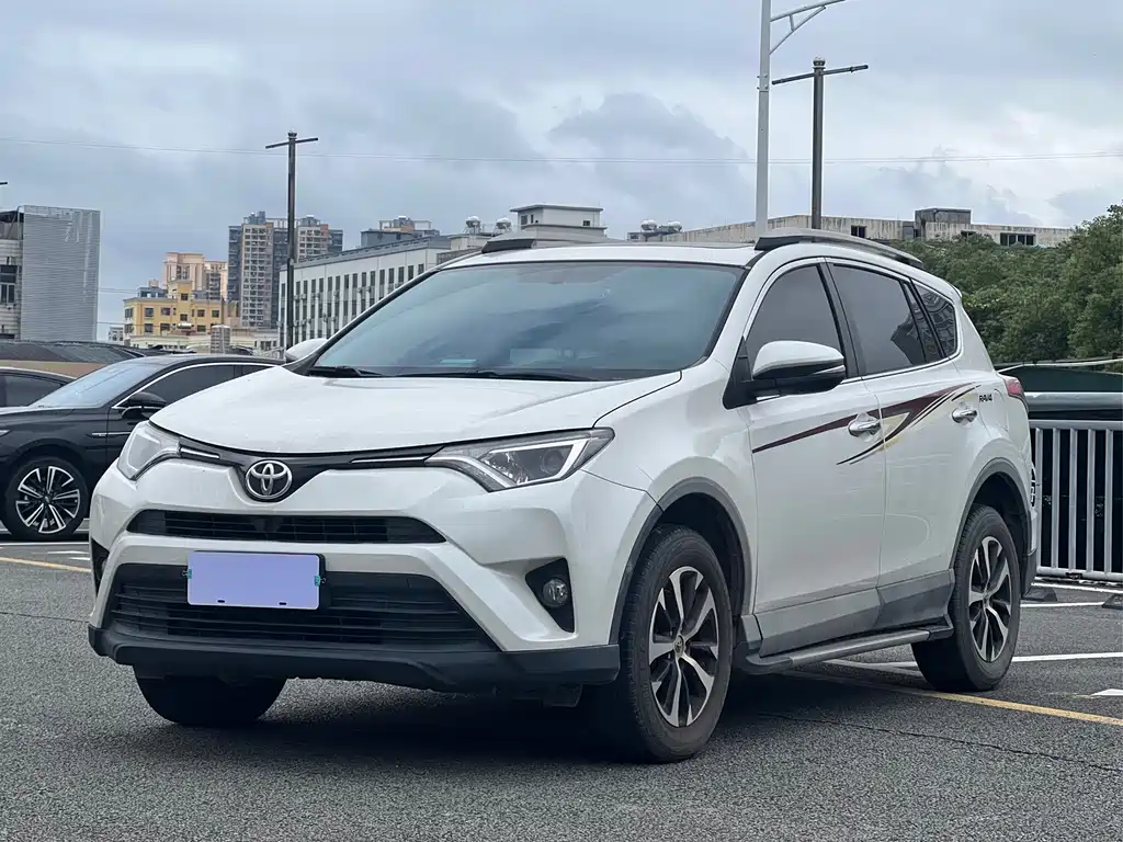 Toyota RAV4 2016
