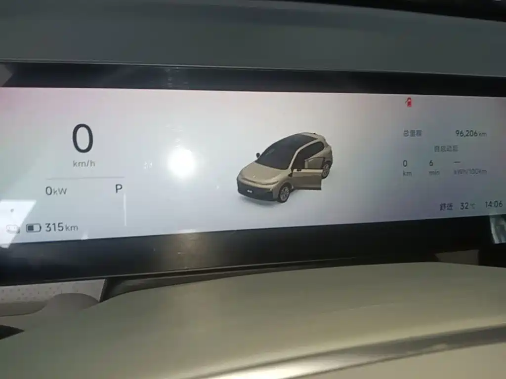 Leapmotor Leapmotor B10 — миниатюра 12