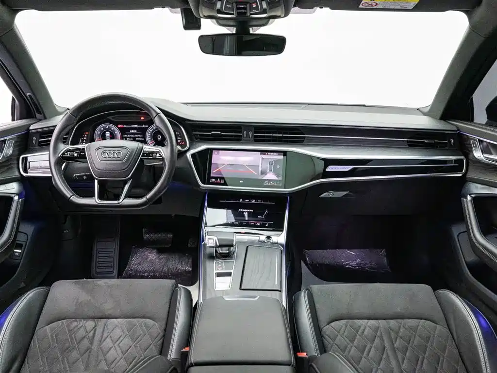 Audi A6L 2023 55 TFSI quattro Premium