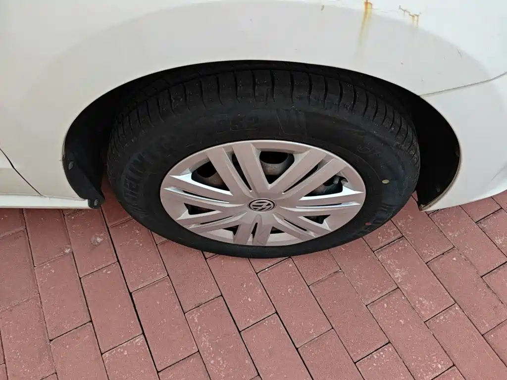Volkswagen Polo — миниатюра 8