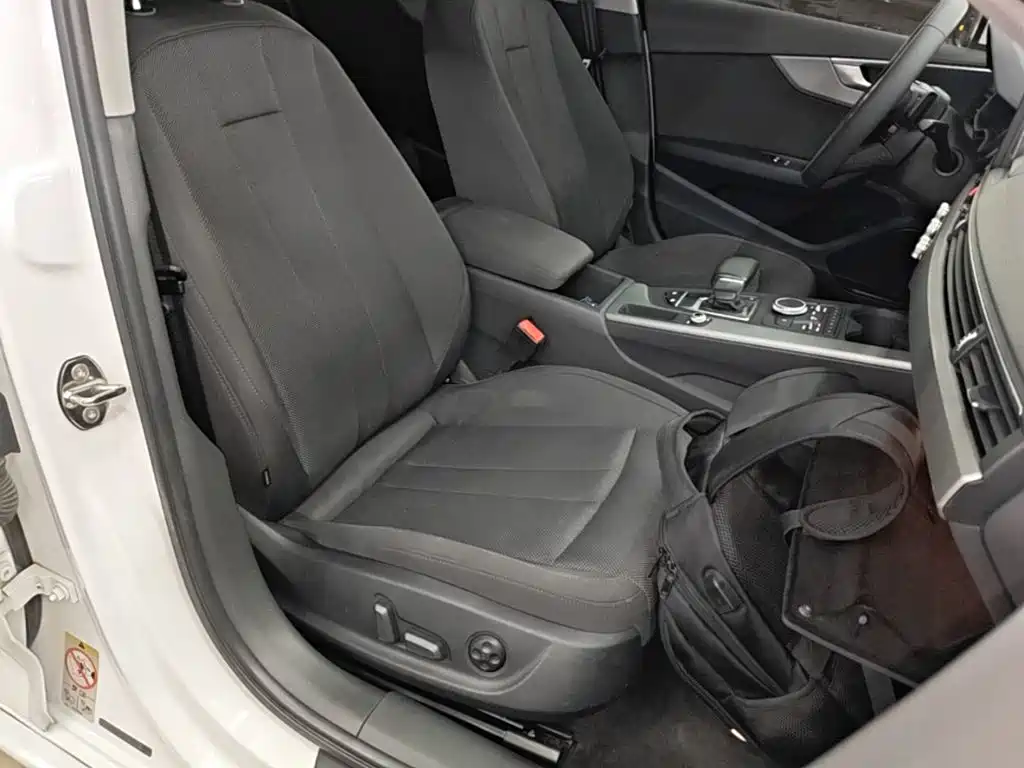 Audi A4L — миниатюра 25