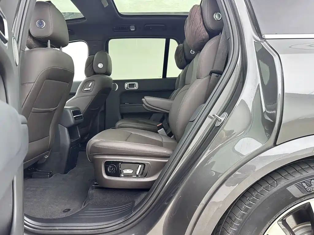 Li Auto L8 2023 Pro