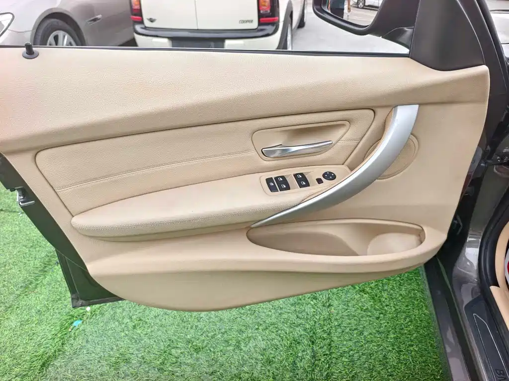 BMW 3 Series 3 2014 320i Fashion