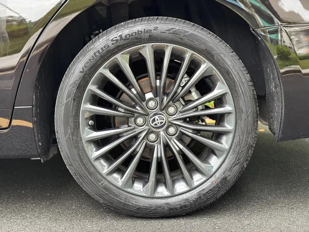 Toyota Avalon — миниатюра 27
