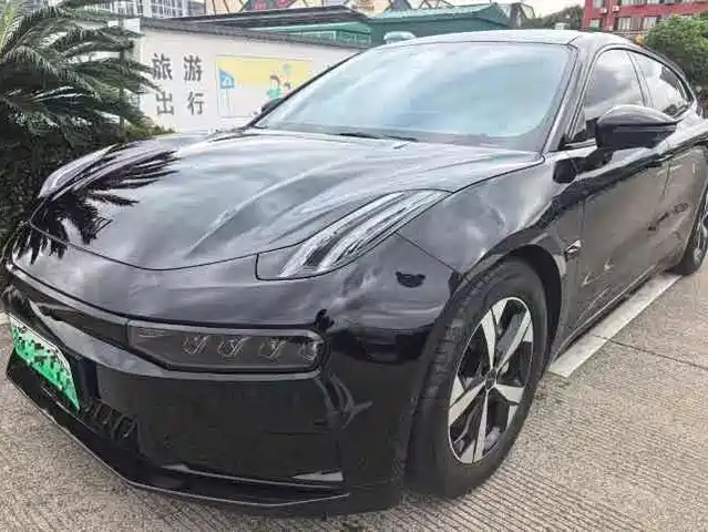 2024 Zeekr 001