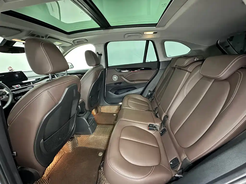 BMW X1 — миниатюра 10