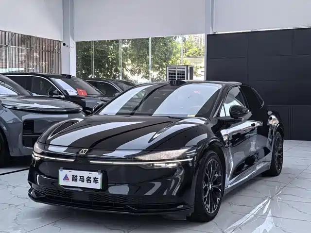 2024 Zeekr 007