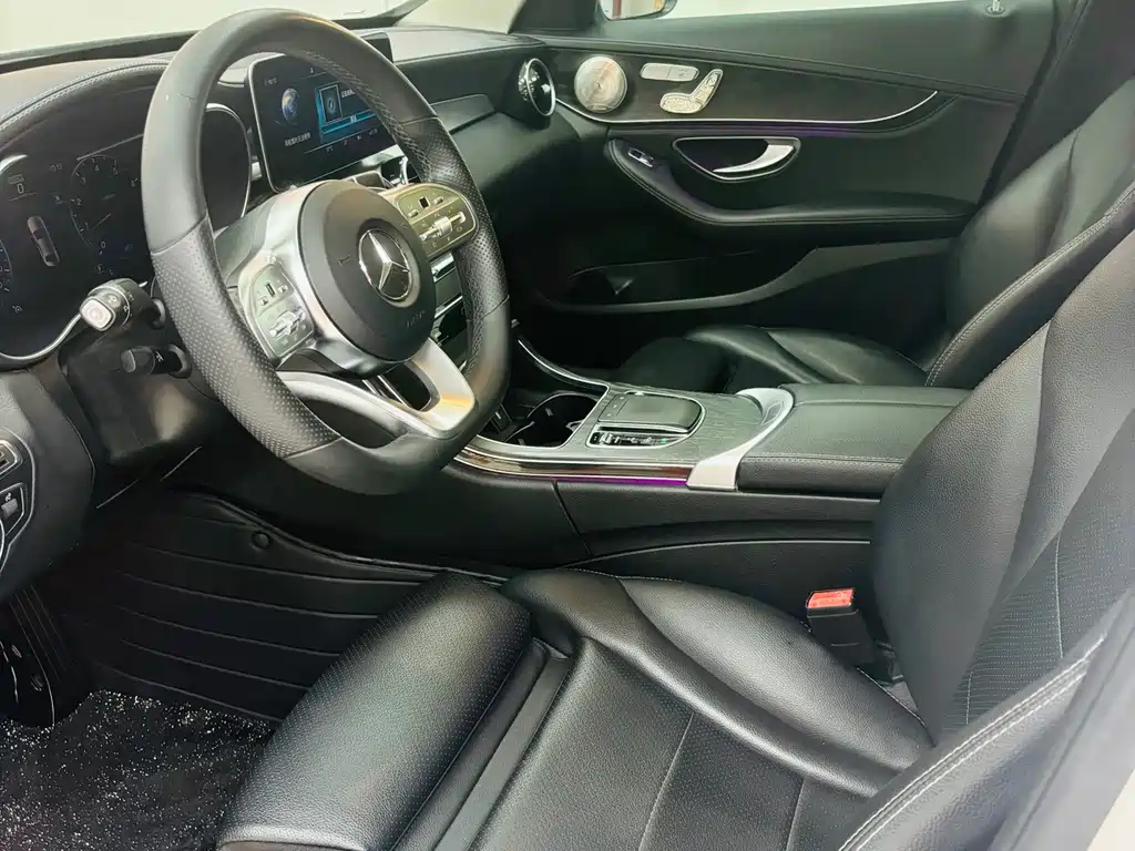 Mercedes-Benz C-Class — миниатюра 7