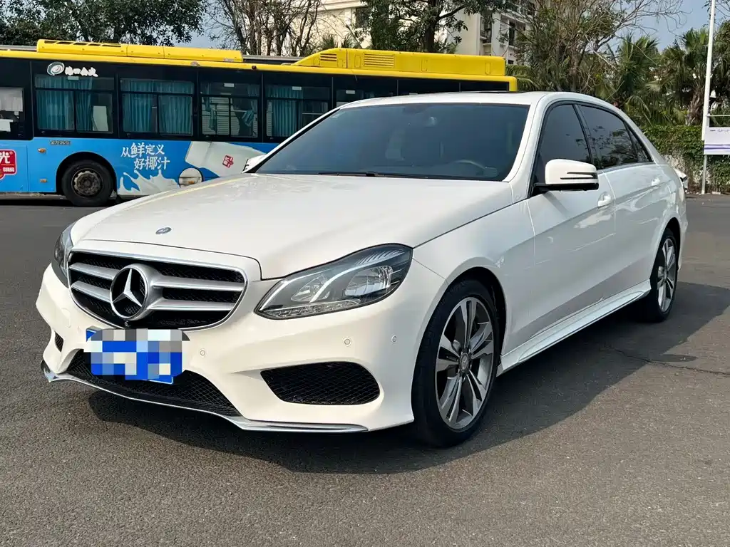 Mercedes-Benz E-Class 2015