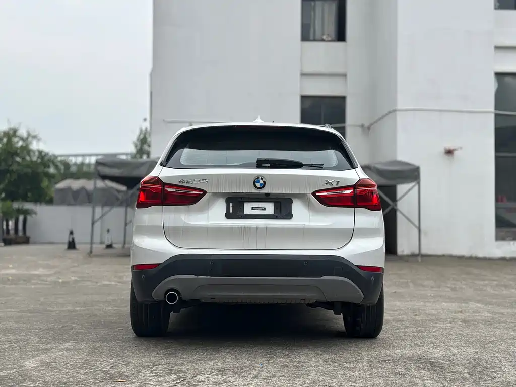BMW X1 — миниатюра 4