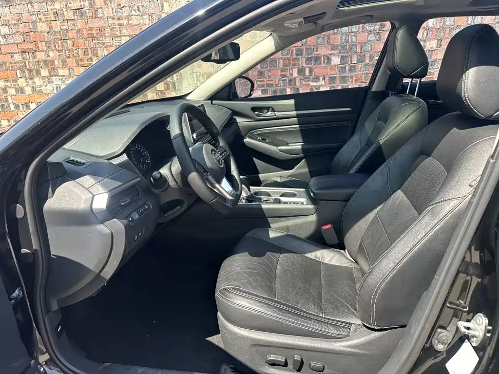 Nissan Teana — миниатюра 12