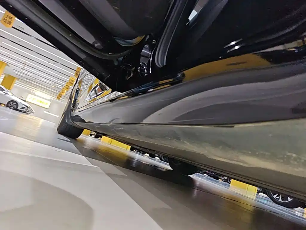 Tesla Model 3 — миниатюра 22