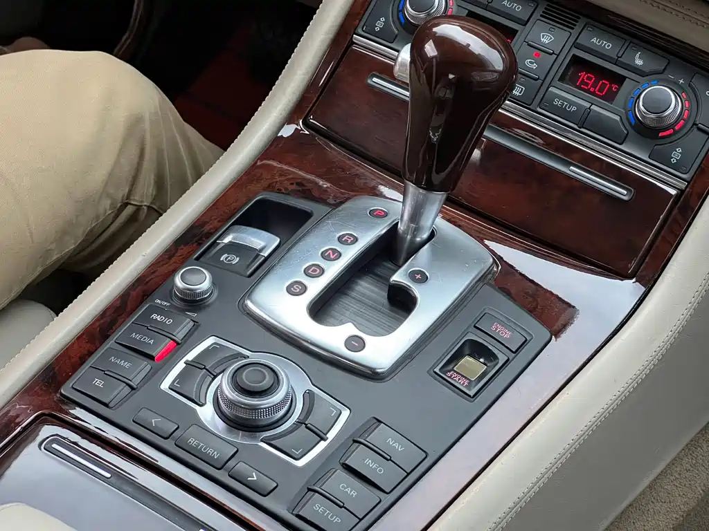 Audi A8 — фотографии объявления, Фото 19