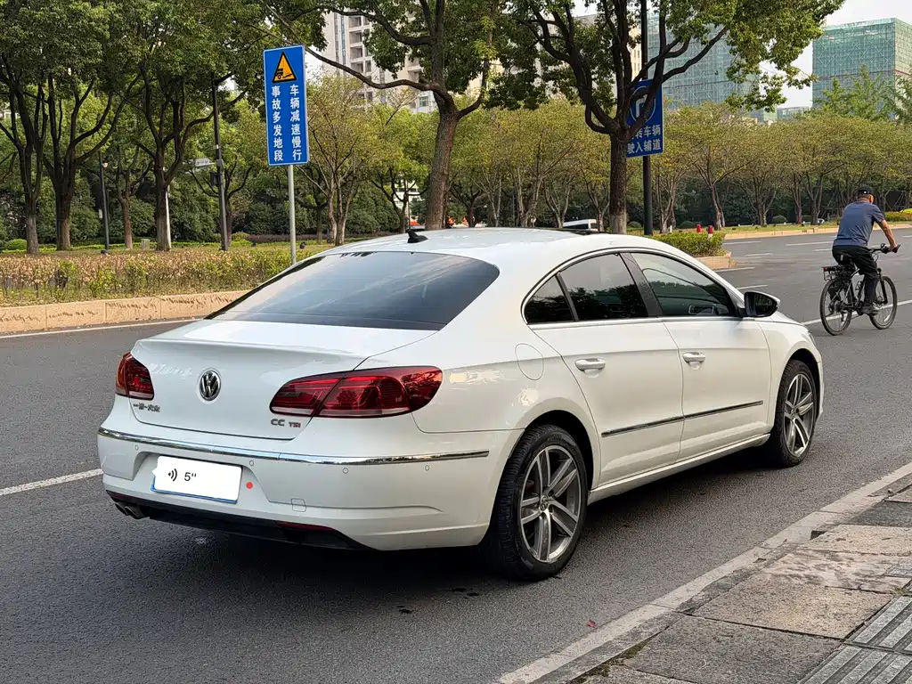 Volkswagen CC — миниатюра 4