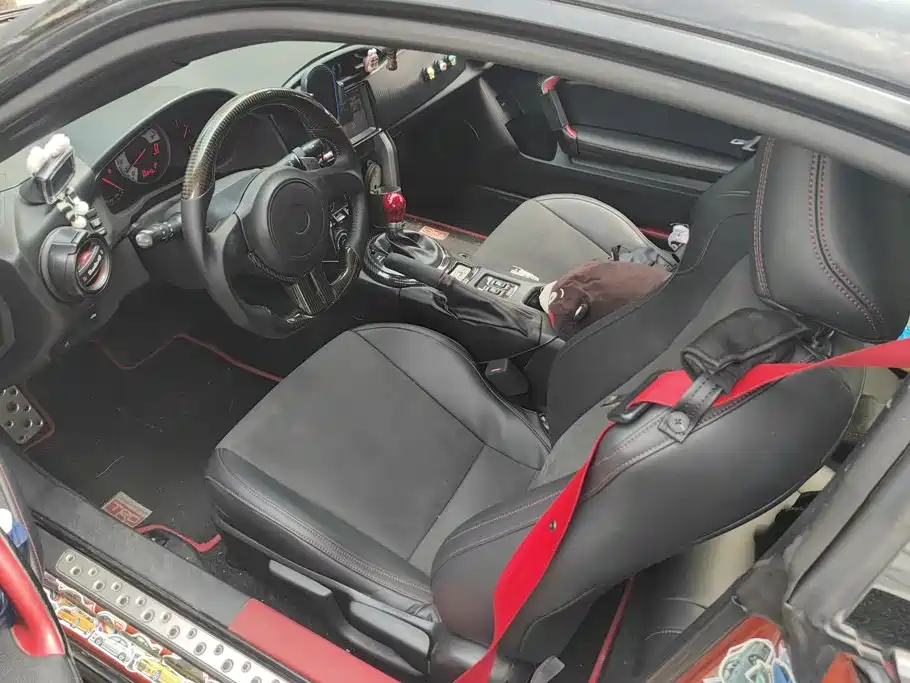 Toyota 86 — миниатюра 9