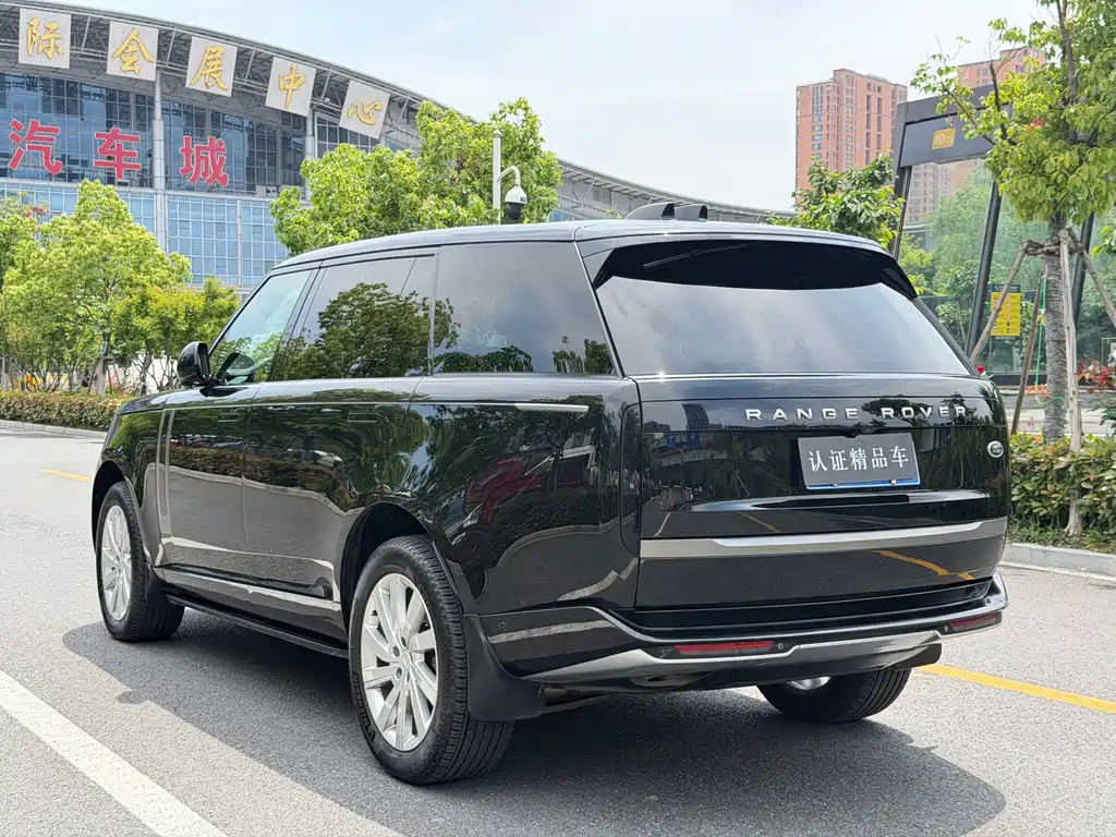 Land Rover Range Rover — миниатюра 5