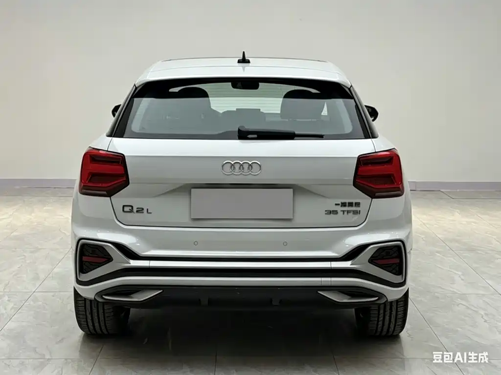 Audi Q2L 2024 35TFSI