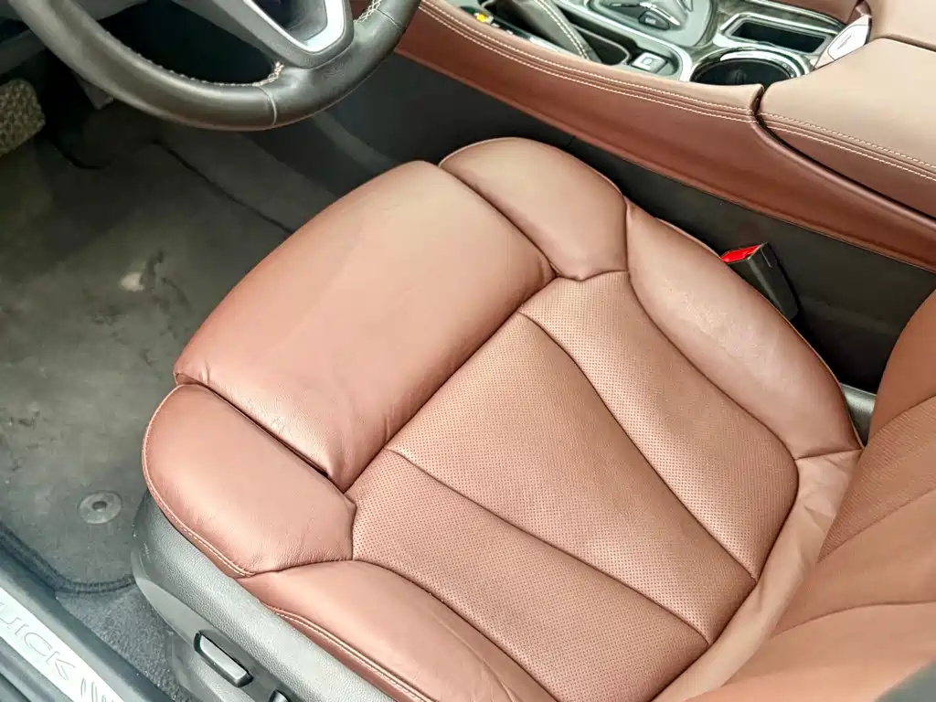Buick Envision Plus — миниатюра 10