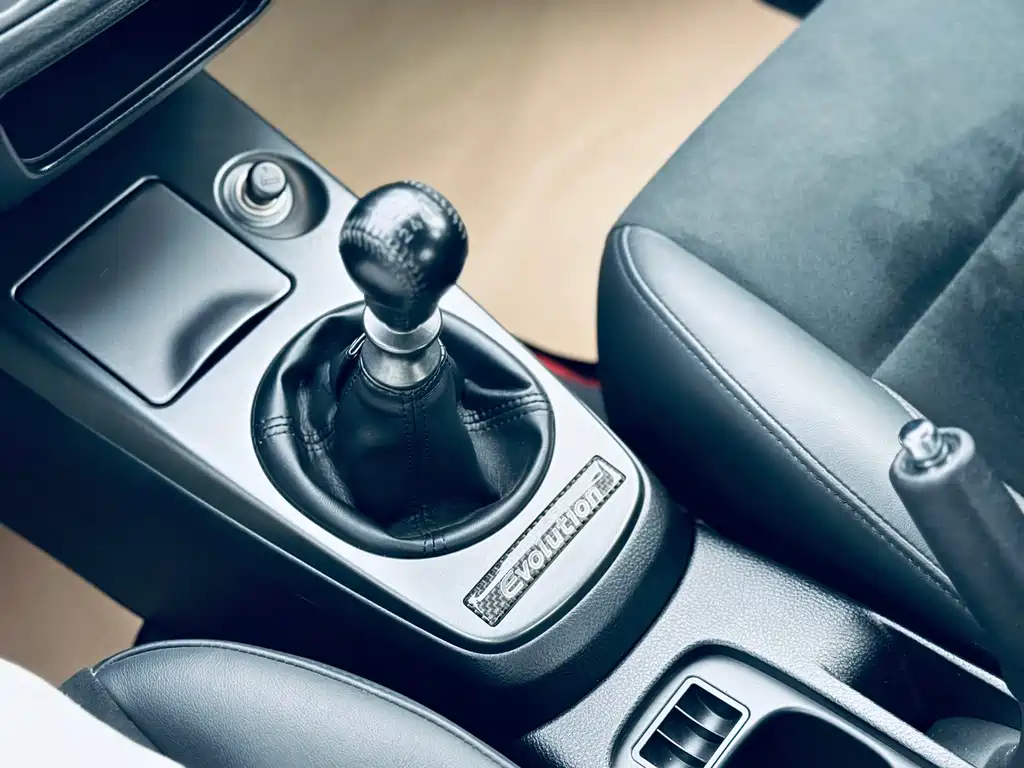 Mitsubishi Lancer — миниатюра 2