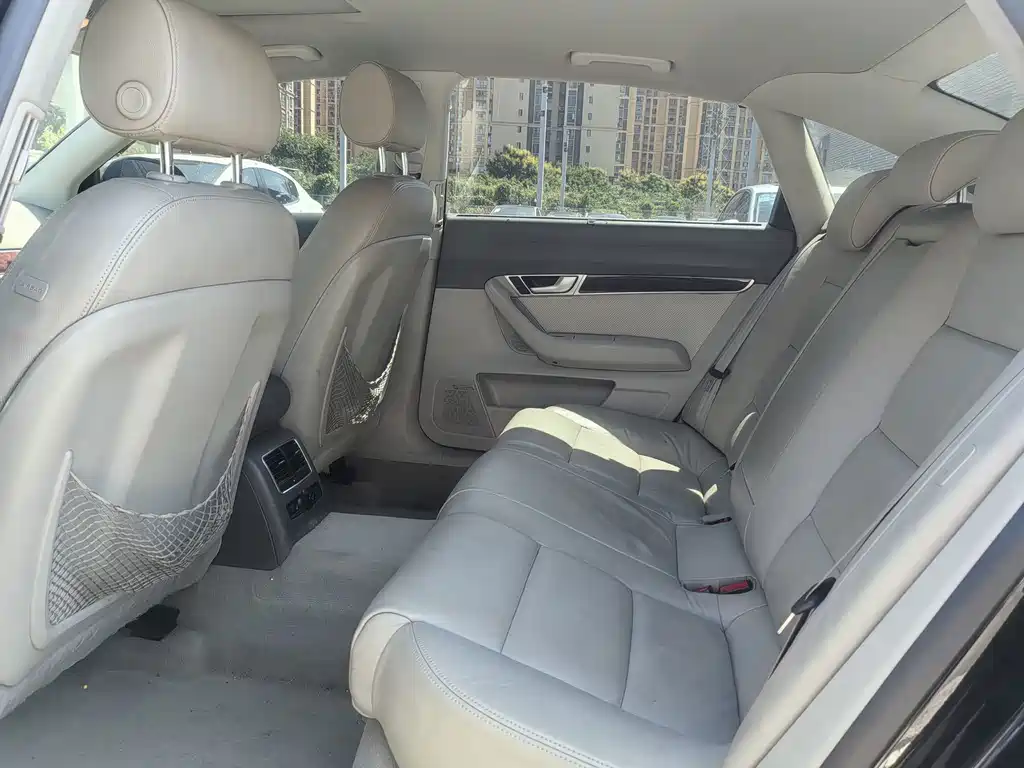 Audi A6L — миниатюра 6