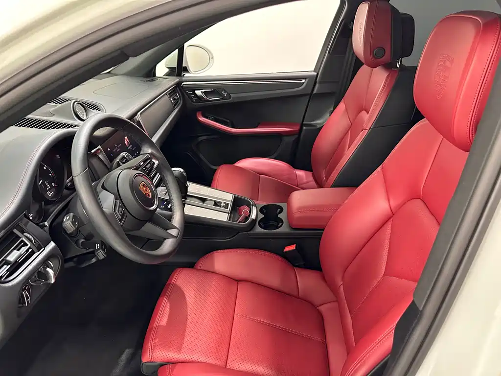 Porsche Macan — миниатюра 18