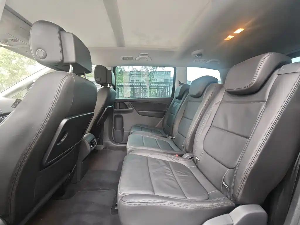 Volkswagen Sharan — миниатюра 6