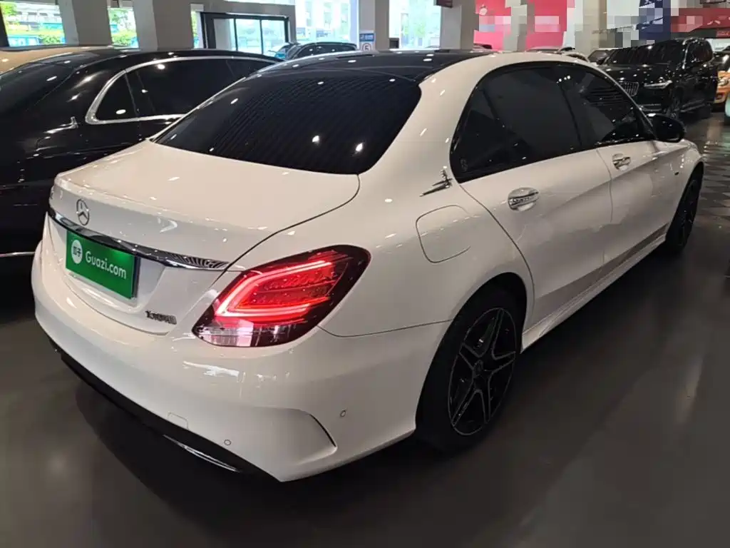 Mercedes-Benz C-Class — миниатюра 7