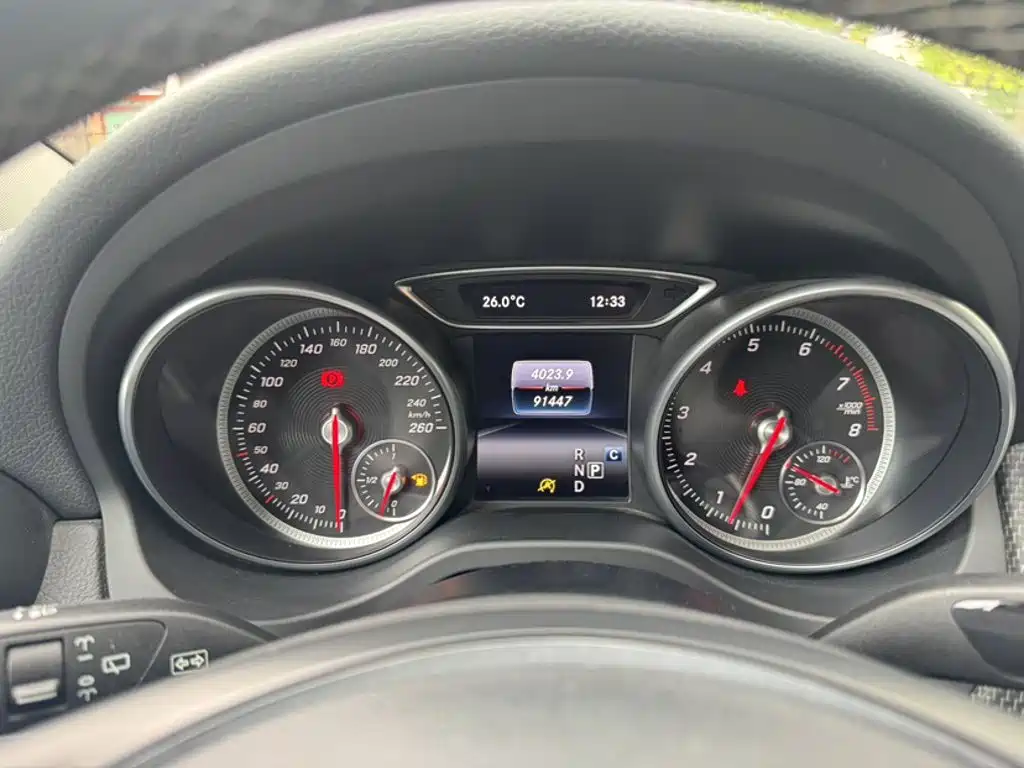 Mercedes-Benz GLA — миниатюра 7