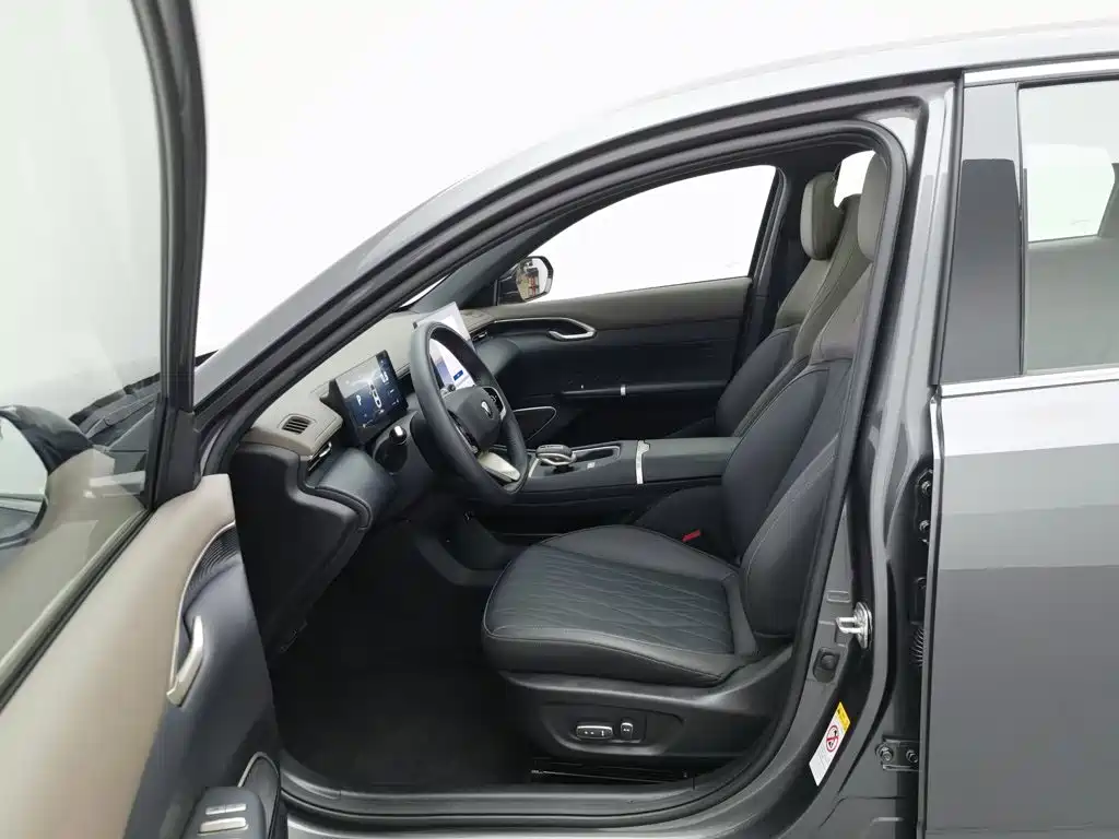 Changan Eado — миниатюра 10