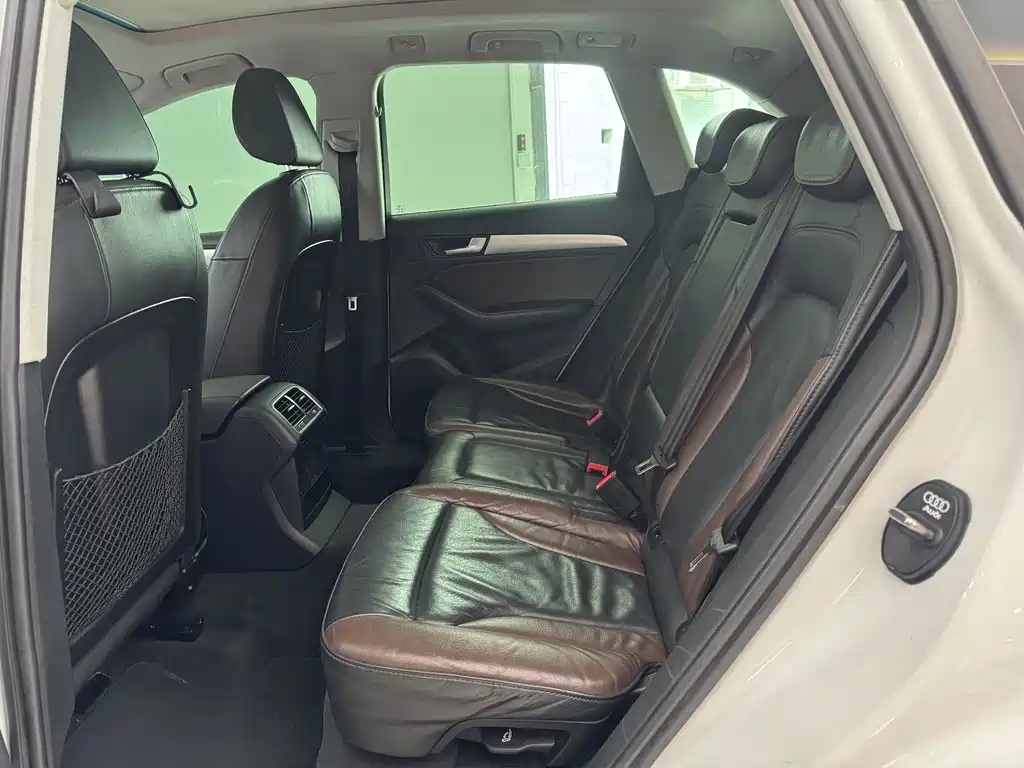 Audi Q5 Plus 40 TFSI Tech Type, фото 6