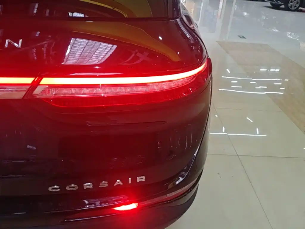 Lincoln Corsair — миниатюра 8