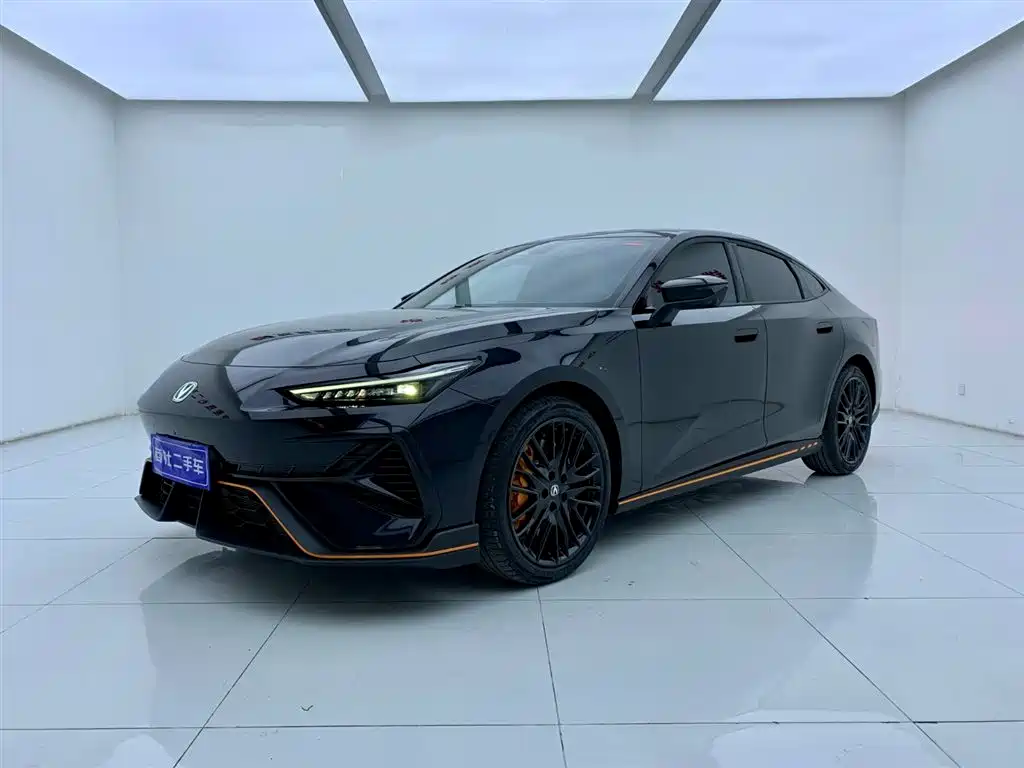 Changan UNI-V 2025