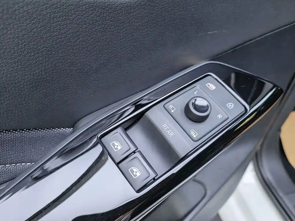 Volkswagen ID.3 — миниатюра 9